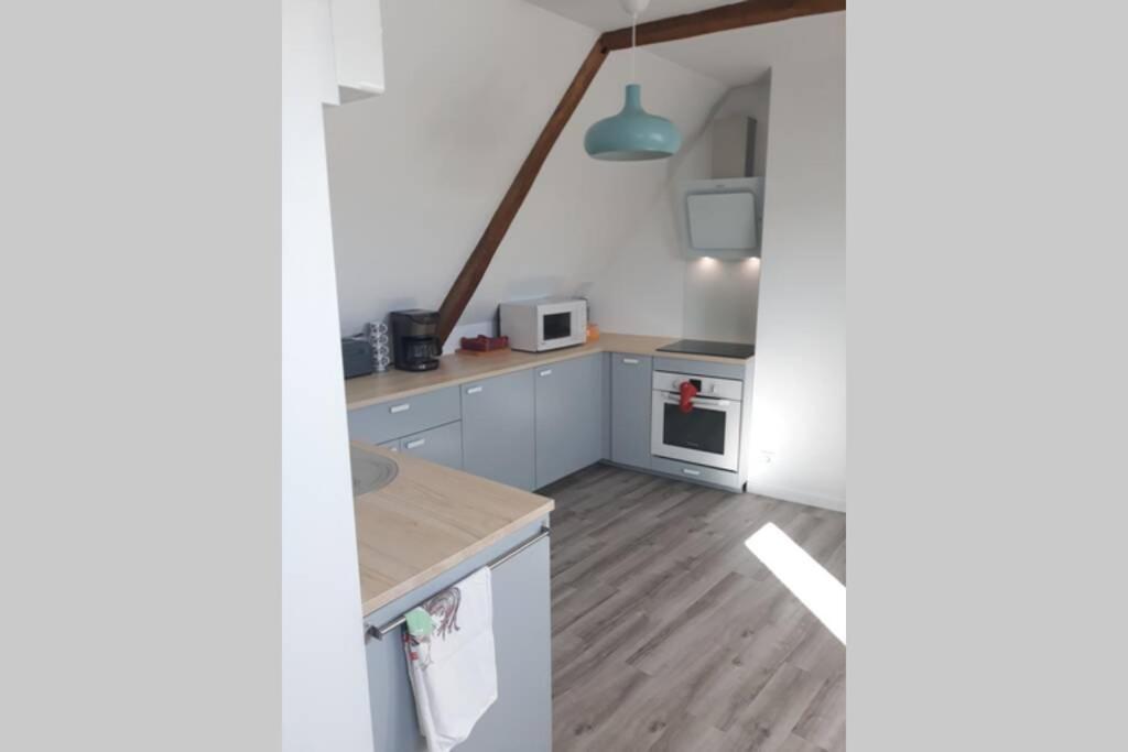 Appartement Dans Maison De 1789 Au Centre De Vitre Ngoại thất bức ảnh
