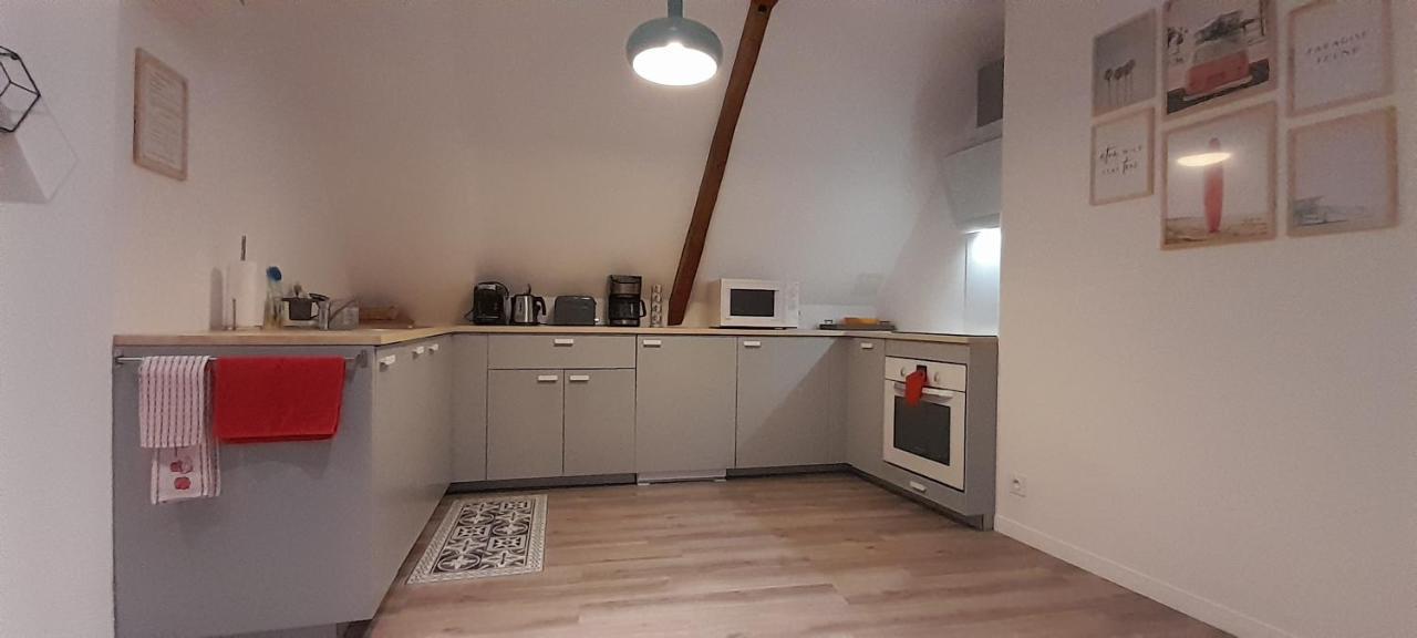 Appartement Dans Maison De 1789 Au Centre De Vitre Ngoại thất bức ảnh