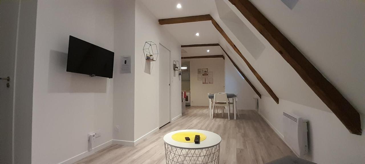 Appartement Dans Maison De 1789 Au Centre De Vitre Ngoại thất bức ảnh