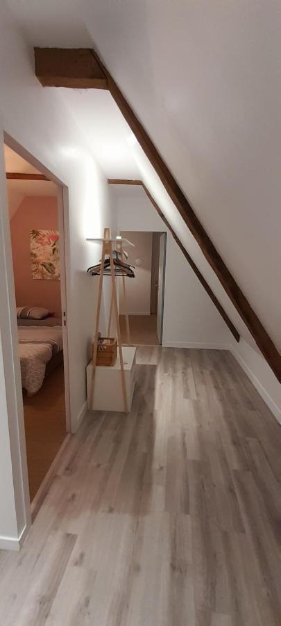 Appartement Dans Maison De 1789 Au Centre De Vitre Ngoại thất bức ảnh