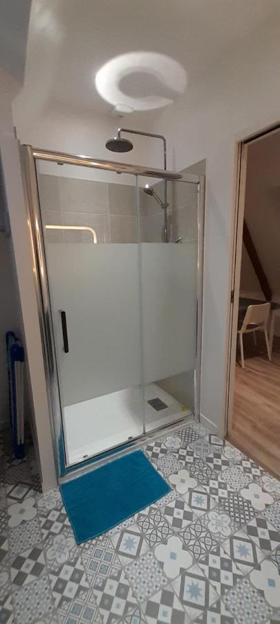 Appartement Dans Maison De 1789 Au Centre De Vitre Ngoại thất bức ảnh
